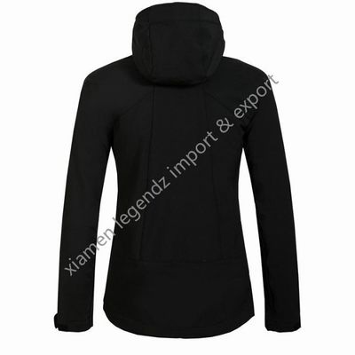 Fonksiyonel Su Geçirmez Softshell Ceketler Açık Hava Nefes Alabilir Kış Kadın Kabanlar