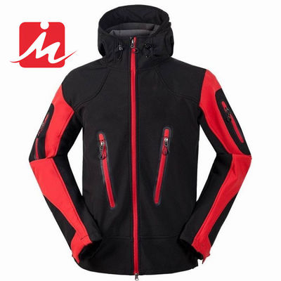 Dağ Açık Su Geçirmez Softshell Ceketler Erkekler Yürüyüş Kışlık Ceketler