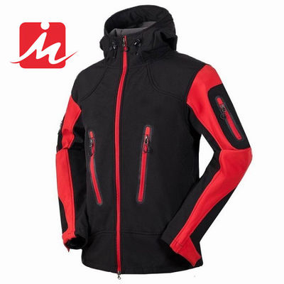 Dağ Açık Su Geçirmez Softshell Ceketler Erkekler Yürüyüş Kışlık Ceketler